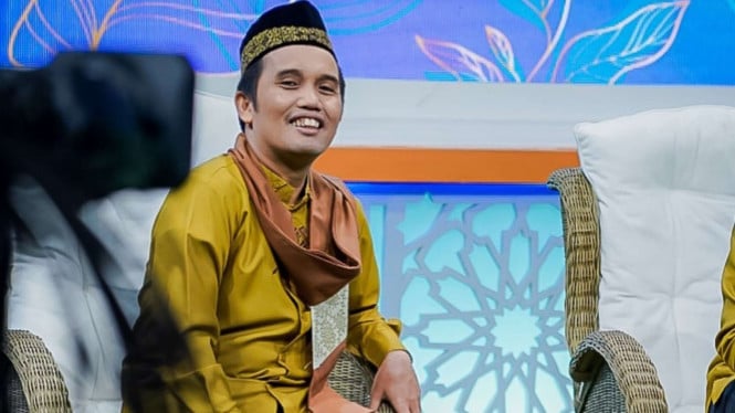 Ustaz Maulana Bongkar Mitos: Perempuan Bukan Mesin Rumah Tangga, Ini Dalilnya