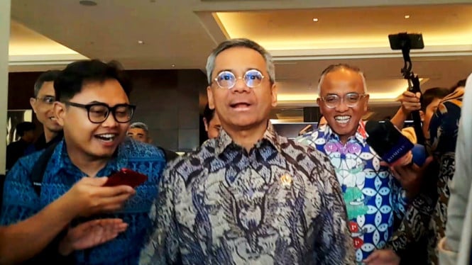 Investasi Pendidikan Indonesia Melampaui Target: Rp574 Triliun Terealisasi, Pemerintah Siap Loncat ke Rp824 Triliun di 2027