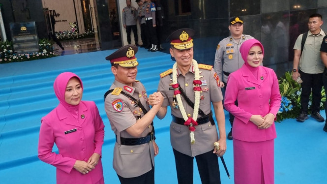 Komjen Dadang Hartanto Resmi Pimpin Polda Metro Jaya, Terjadi Rotasi Besar-besaran di Kepolisian