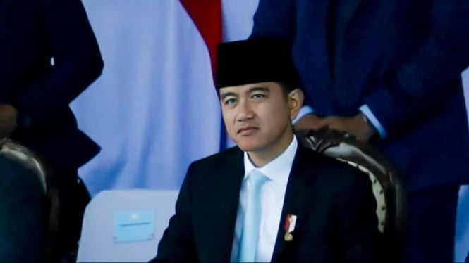 Polemik Ijazah Gibran Mulai Bongkar Pintu Institusi Negara Satu Per Satu