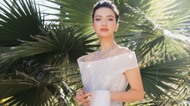 Raline Shah Tinggalkan Kursi Stafsus Komdigi, Pilih Fokus Komitmen Pribadi