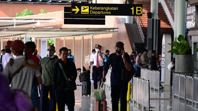 Asap Kebakaran Hutan Tutupi Jakarta, Bandara Soekarno-Hatta Terpaksa Batalkan Dua Penerbangan