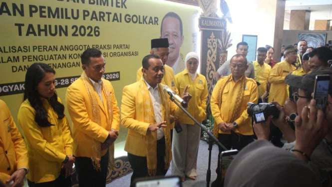 Bahlil Buka Suara Soal Nusron yang Bolos dari Panggilan KPK Dua Kali Berturut-turut