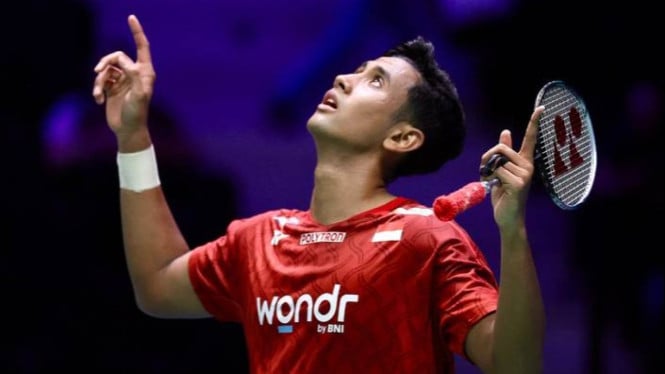 Alwi Farhan Bikin Kejutan di Roland Garros, Singkirkan Wakil Peringkat 12 Dunia dengan Performa Memukau