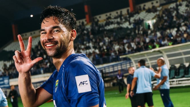 Sandy Walsh Ungkap Kunci Kegagalan Persib: Kami Terlalu Murah Hati Memberikan Peluang kepada Madura United