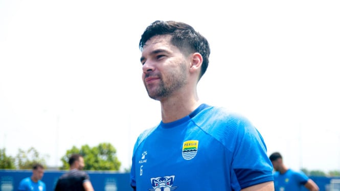 Persib Terperangah Tanpa Gol, Sandy Walsh Sebut Kesalahan Taktik Jadi Biang Kerok Kekalahan