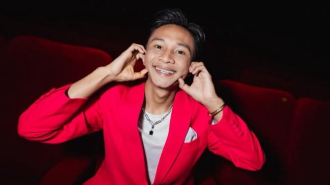 Dari Nol Hingga Punya Rumah Sendiri: Inspirasi Fajar Sadboy yang Bikin Salut