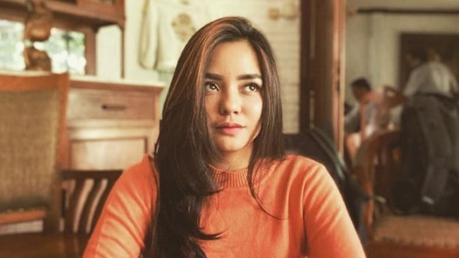 Gita Sinaga Bongkar Rahasia: Pernah Jadi Buzzer Politik, Ini Faktanya!