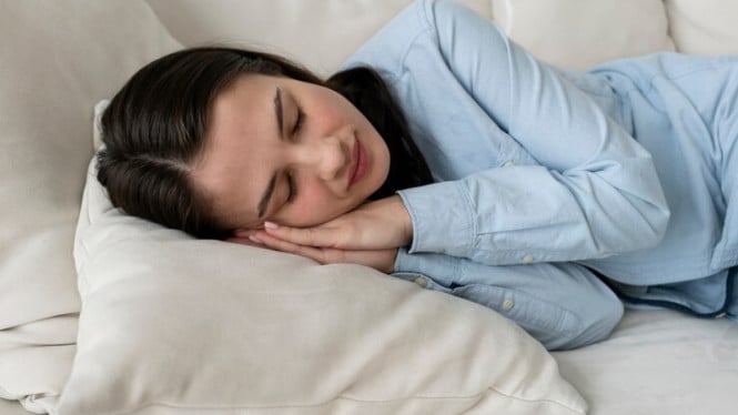 Kenapa Perempuan Sering Insomnia? Ini 3 Pemicu Utama yang Jarang Disadari
